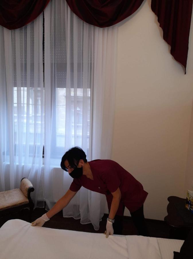 Picasso Boutique Hotel Arad Dış mekan fotoğraf